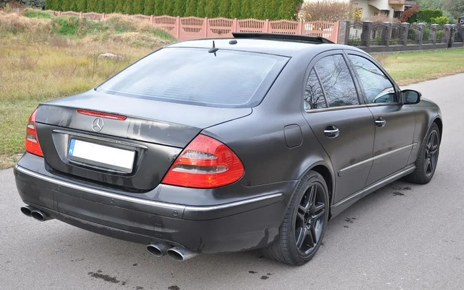 Mercedes-Benz Klasa E cena 70000 przebieg: 219000, rok produkcji 2006 z Sochaczew małe 67